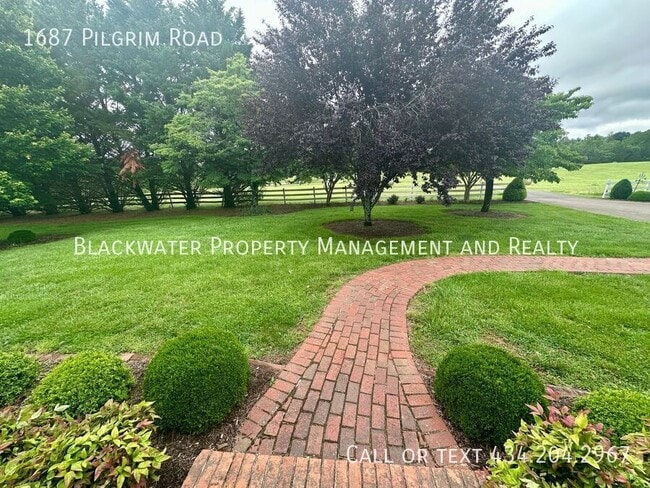 Building Photo - 1687 Pilgrim Rd