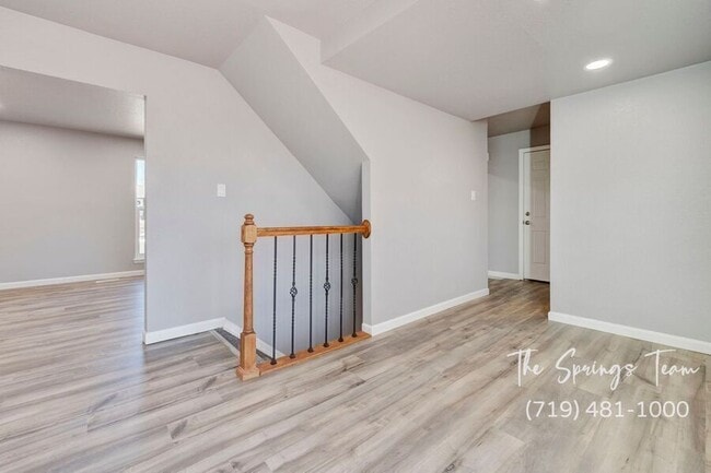 Building Photo - 6460 Bugle Dr