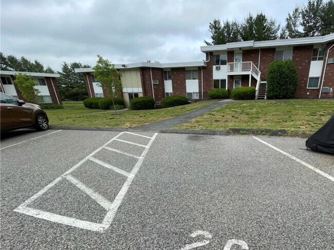 Building Photo - 26 Candlewood Lake Rd S