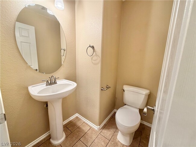 Building Photo - 11716 W Kings Arms Ln