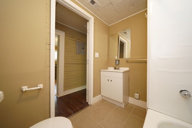 Building Photo - Cozy 2BR Home in Forestdale – Freshly Updated & Fenced Yard!