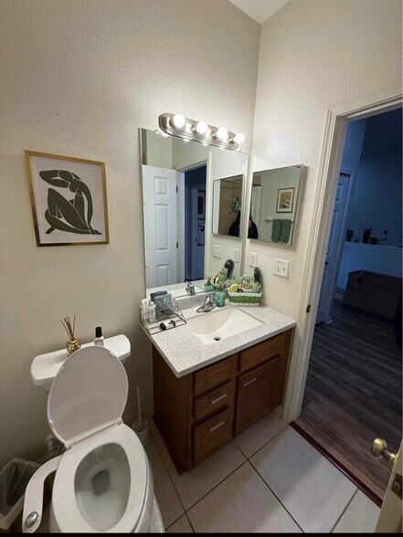 Building Photo - 3572 Parkridge Cir