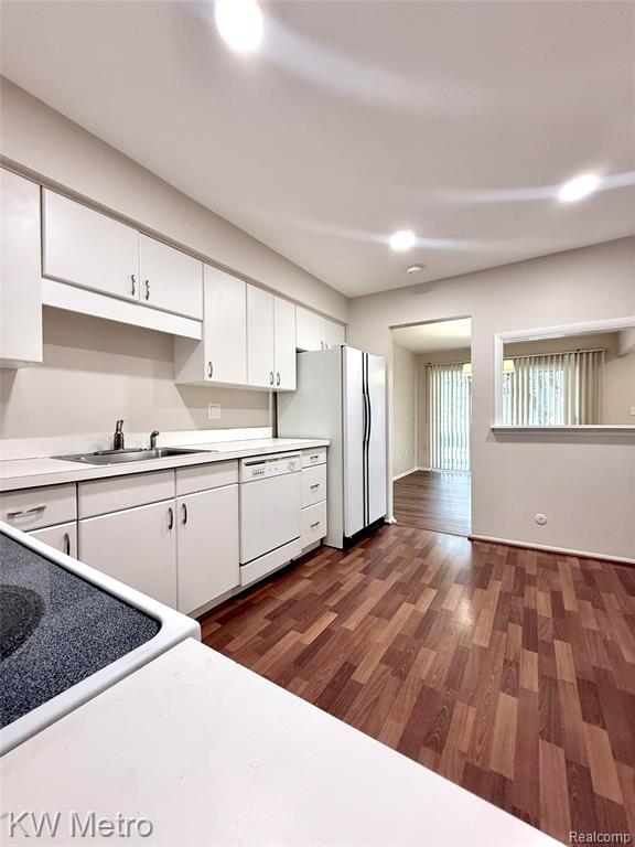 Building Photo - 27654 Echo Valley W