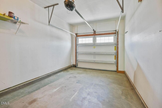 Building Photo - 2120 Junewood Ln