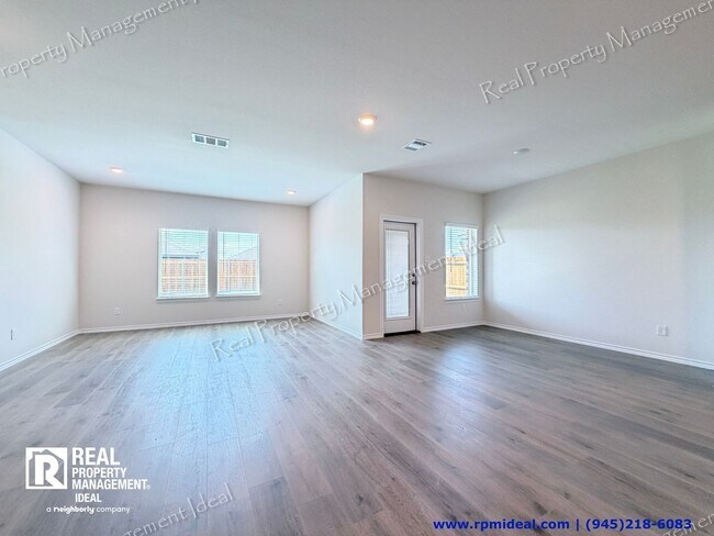 Building Photo - 621 Dunhill Rd