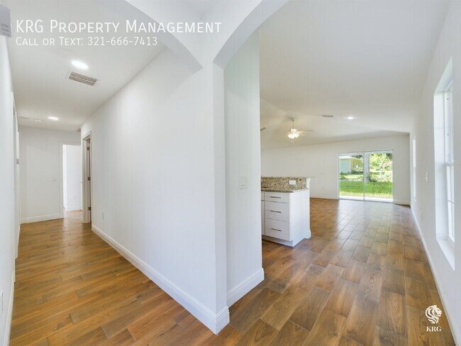 Building Photo - 8364 SE 158th Pl