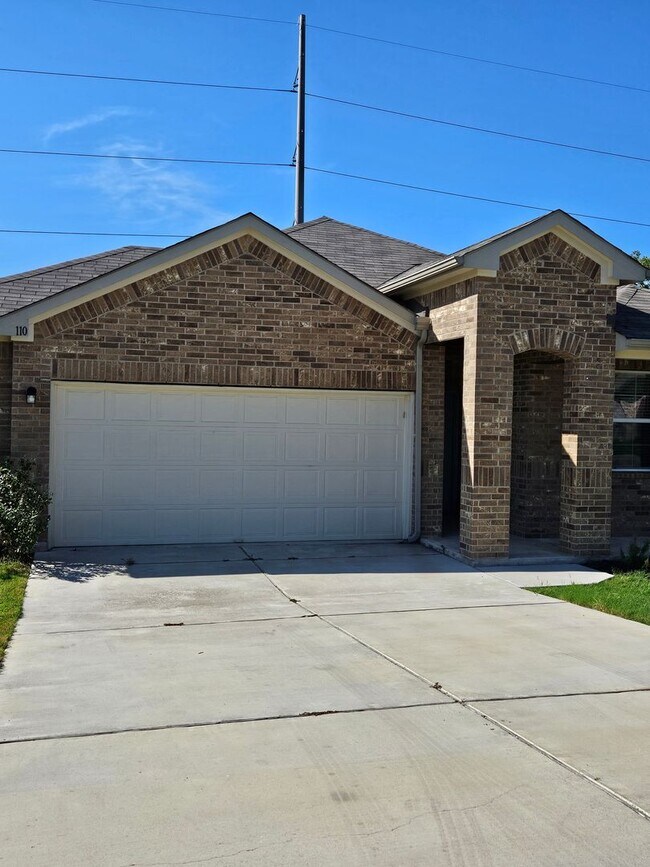 Building Photo - 4-Bedroom Home for Lease – Hutto, TX