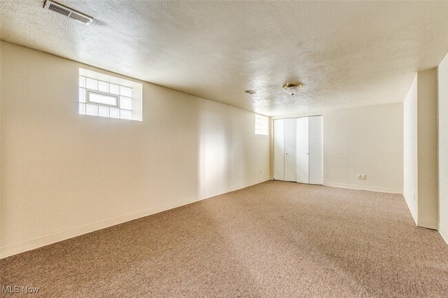 Building Photo - 3318 Tullamore Rd