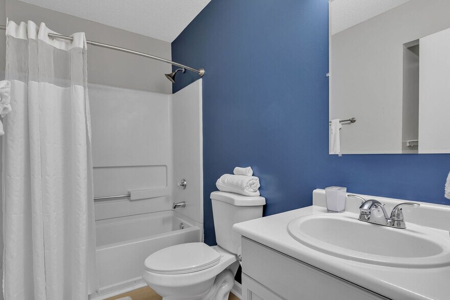 Building Photo - 3507 Carlson Bay Ct
