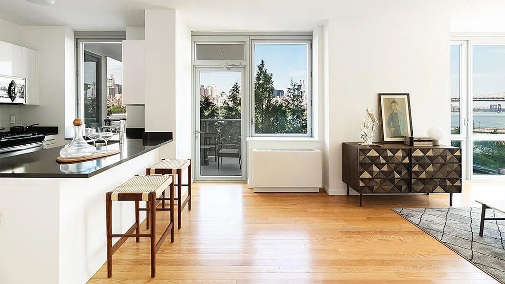 Building Photo - 45-40 Center Blvd