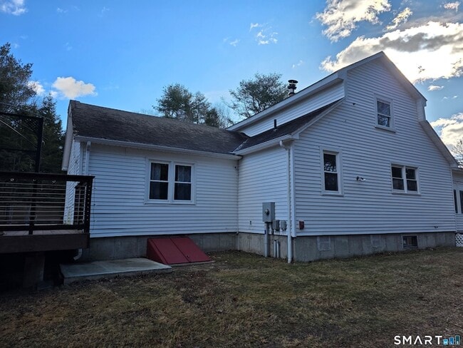 Building Photo - 61 N Shore Rd