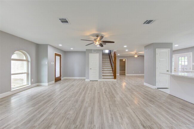 Building Photo - 12215 Monticeto Ln