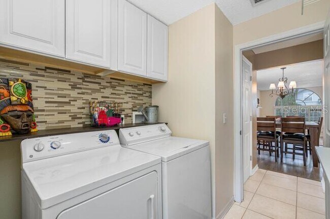 Building Photo - 2301 Millcreek Ct