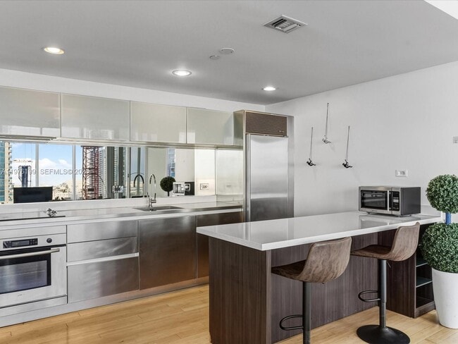 Building Photo - 1040 Biscayne Blvd