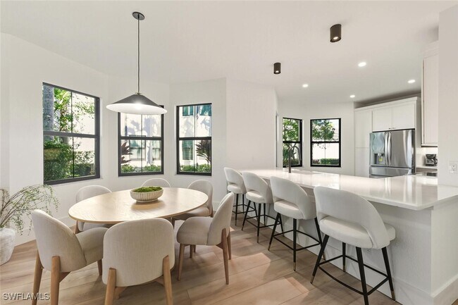 Building Photo - 2396 Ravenna Blvd