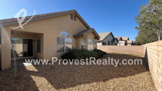 Building Photo - 11229 Pleasant Hills Dr