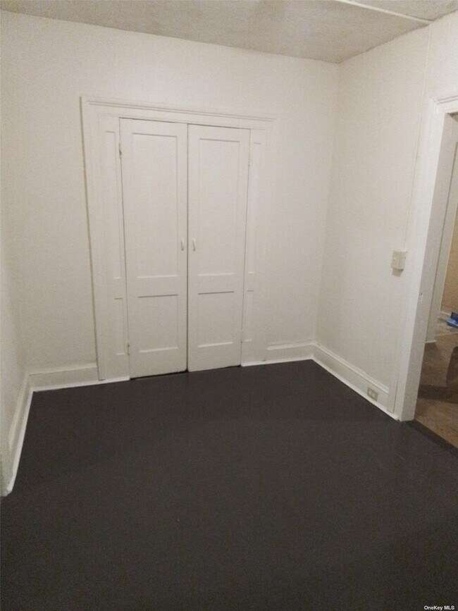 Building Photo - 279-271 1st St