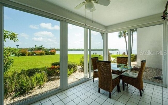 Building Photo - Longboat Key Waterfront