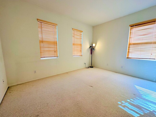 Building Photo - Delightful 3 Bedroom | 2 Bath