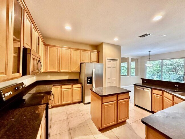 Building Photo - 12905 Darby Ridge Dr