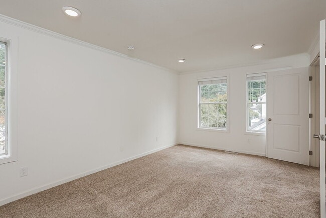 Building Photo - 10278 NE 129th Ln