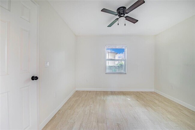 Building Photo - 1221 Hartsell Ave