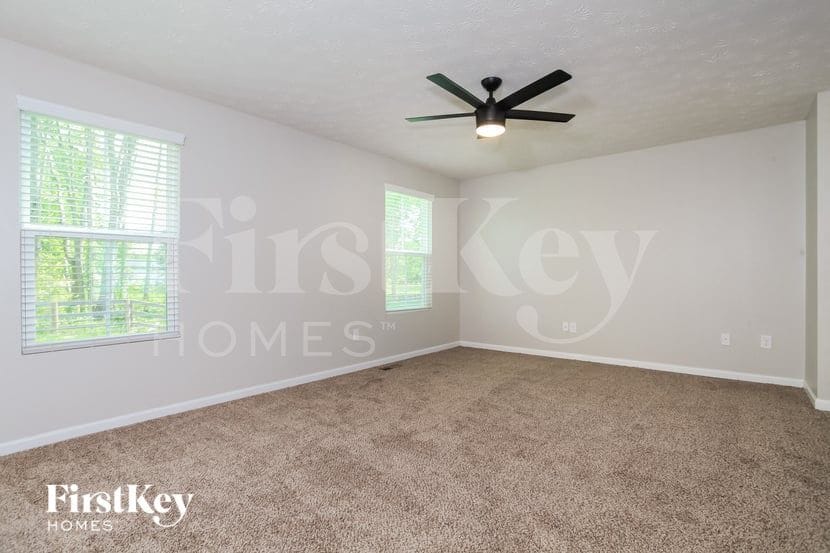 Building Photo - 1500 Winwood Dr