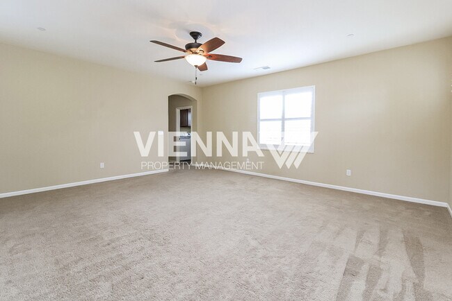 Building Photo - 7933 Collins Isle Ln