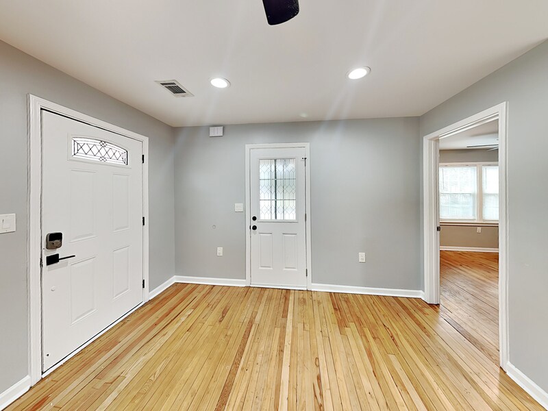 Building Photo - 1770 Springview Rd NW