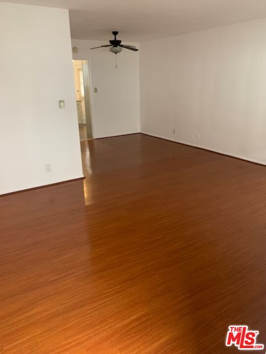 Building Photo - 312 S Reeves Dr