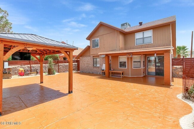 Building Photo - 7125 Golden Hawk Dr