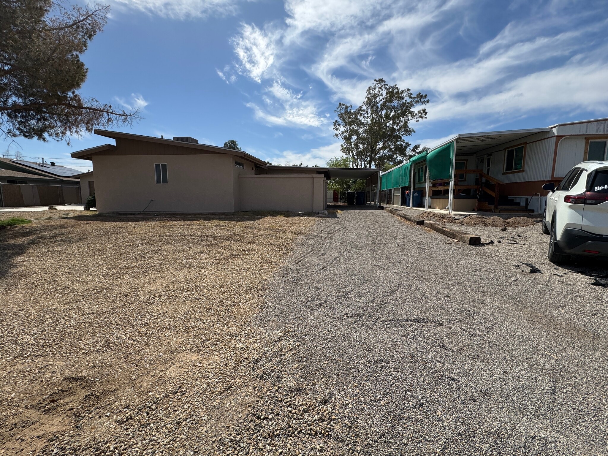 Building Photo - 1122 Avenida de las Estrellas