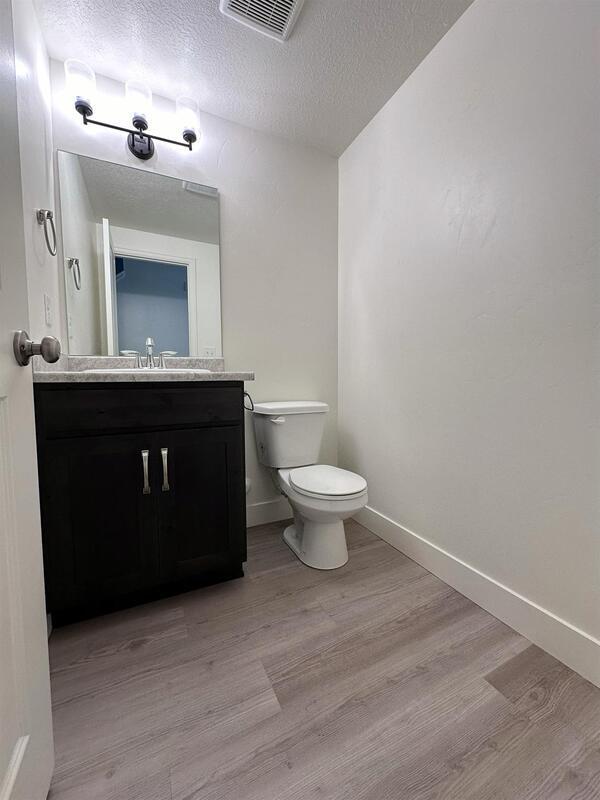 Building Photo - 250 W 1200 S