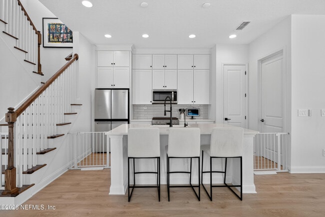 Building Photo - 342 Rum Runner Wy