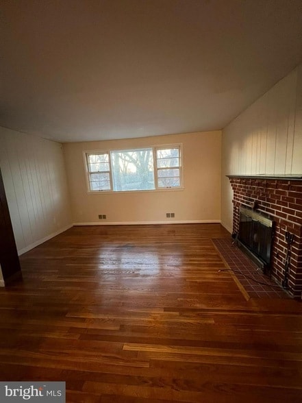 Building Photo - 8102 Carey Branch Dr