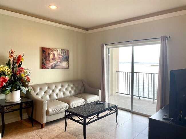 Building Photo - 7037 Kingston Cove Ln