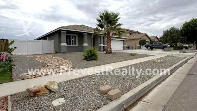 Building Photo - 8440 Hoover Ct