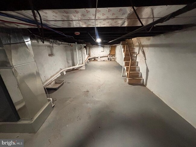 Building Photo - 3023 Redner St