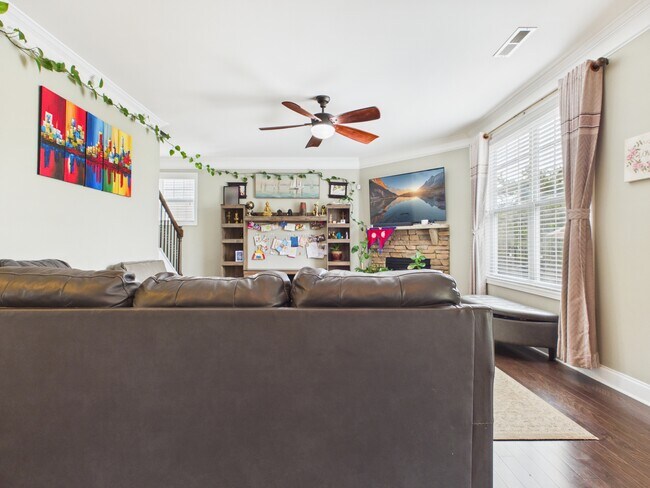 Building Photo - 11060 Hat Creek Ln