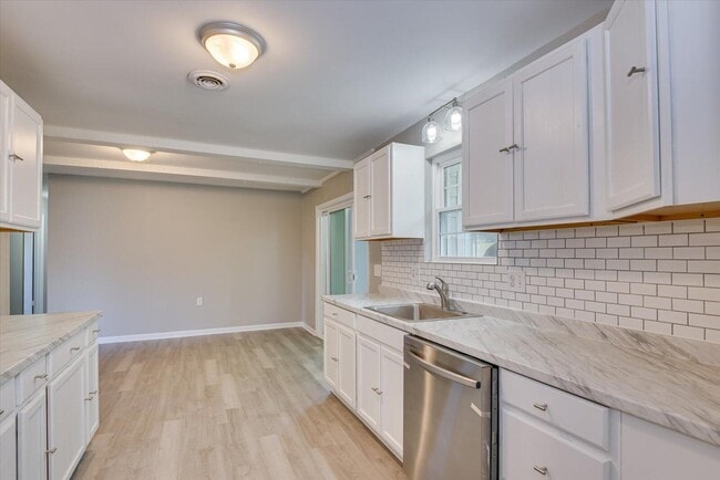 Building Photo - 3635 Spanish Trace Dr
