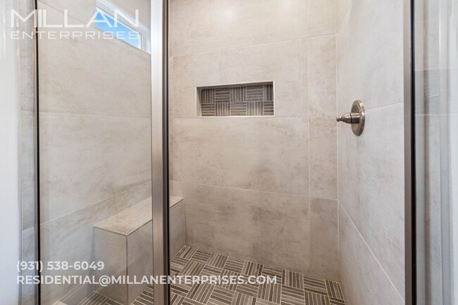 Building Photo - Spacious & Updated 3/2.5 Home Near Fort Ca...