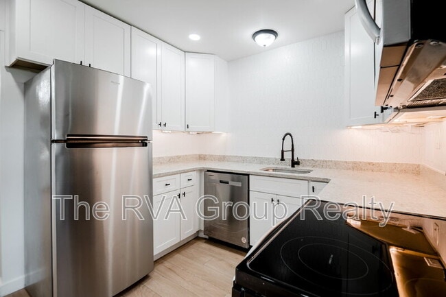 Building Photo - 5408 Westbourne Dr
