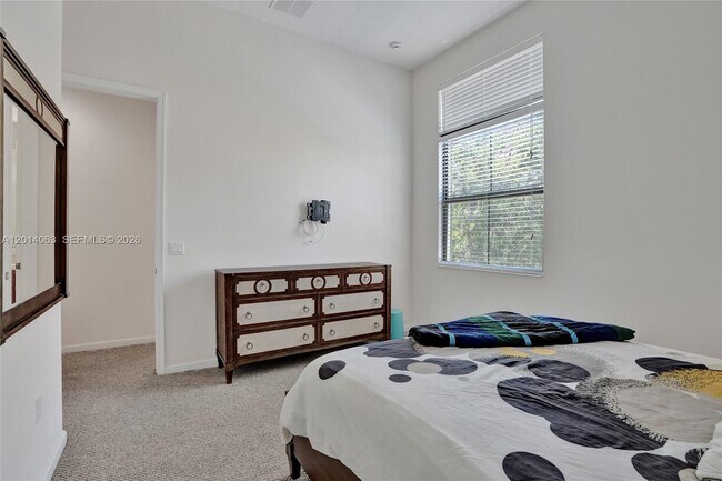 Building Photo - 12471 NW 32nd Manor