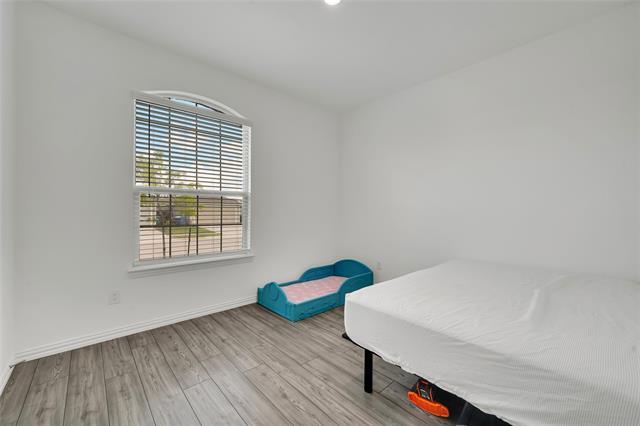 Building Photo - 5630 Elwood Dr