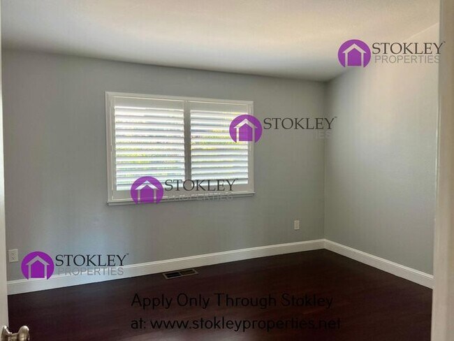 Building Photo - 1562 Terry Lynn Ln