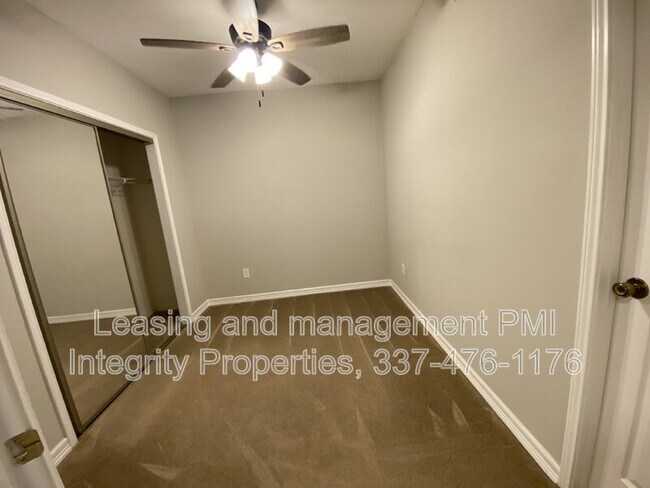Building Photo - 11550 Southfork Ave