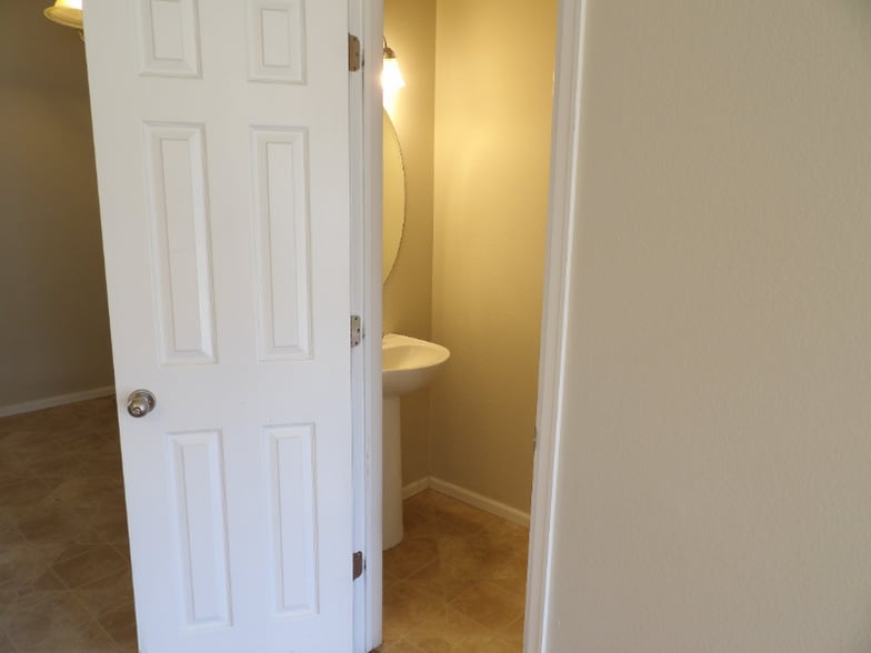 Building Photo - 2163 Squawbush Ridge Grove