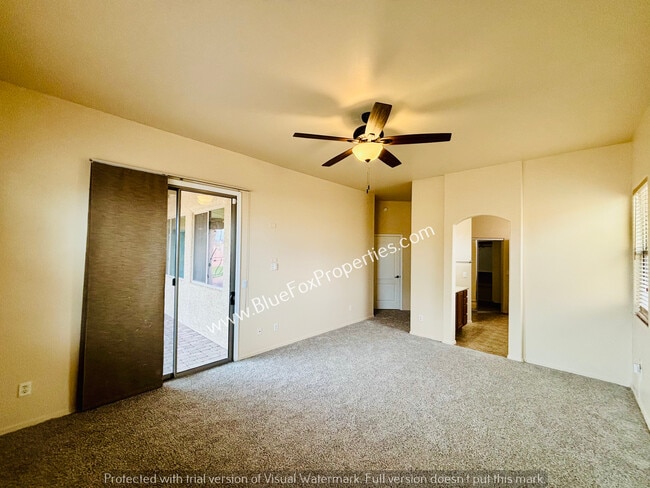 Building Photo - 7910 W Little Eagle Ct