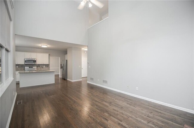 Building Photo - 755 Sheridan Ridge Ct