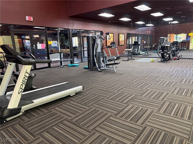 Building Photo - 5118 S Jones Blvd